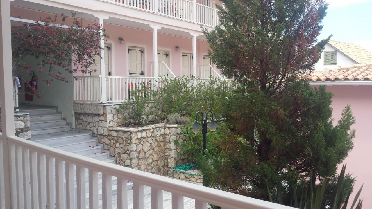 Ionis Hotel Áyios Nikítas Exterior foto